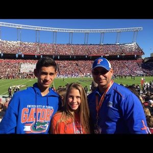 Meet your Posher, Sidney