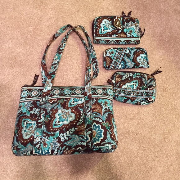 Vera Bradley Handbags - Java Blue Vera Bradley Set