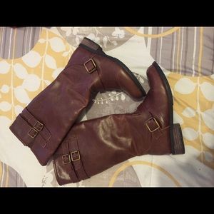 Cognac boots slightly used✨BLACK FRIDAY SALE ✨