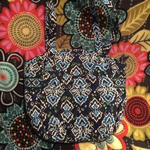 EUC Vera Bradley Ink Blue Glenna