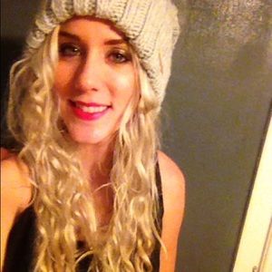 Meet your Posher, Alyssa