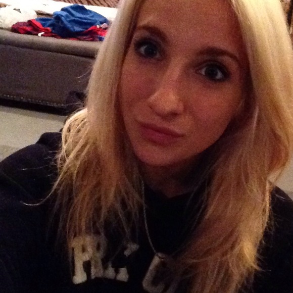 Meet your Posher, Gabrielle