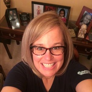 Meet your Posher, Andrea