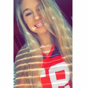 Meet your Posher, Chanel