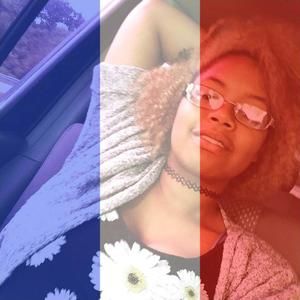 Meet your Posher, Angelia