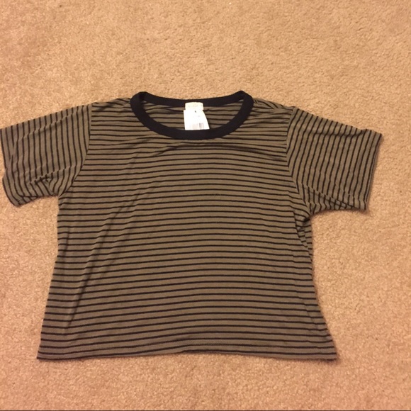 Brandy Melville Tshirt