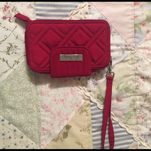 Vera Wristlet