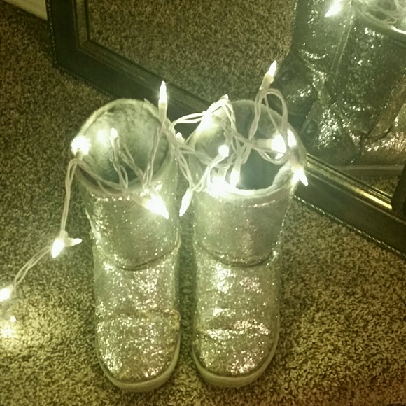 Bearpaws glitter wool boots