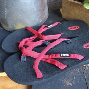 Teva Olawahu Flip Flops