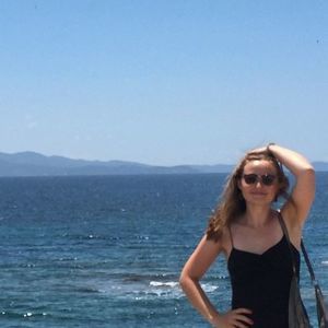 Meet your Posher, Stella