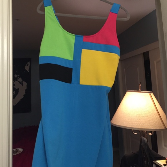 Dresses & Skirts - Blue color block dress
