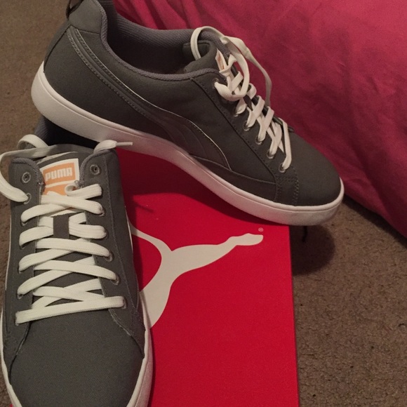 Puma Sneakers