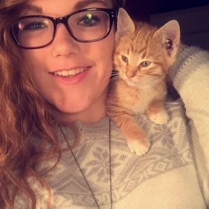 Meet your Posher, Elizabeth