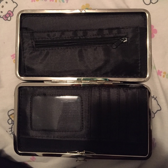 Wallet - Picture 2 of 2
