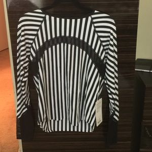 NWT Lululemon Water: Sun Runner long sleeve