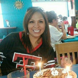 Meet your Posher, Isabel