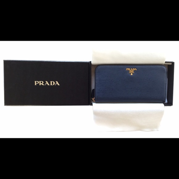 Prada Vitello Move Zip Around Continental Wallet