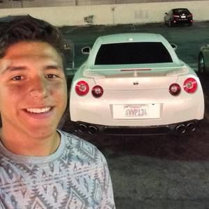 Meet your Posher, Miguel