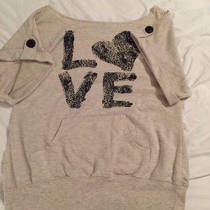 Casual LOVE shirt size large