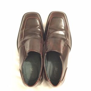 Men's apartment 9 dress shoes! Dark brown size 7