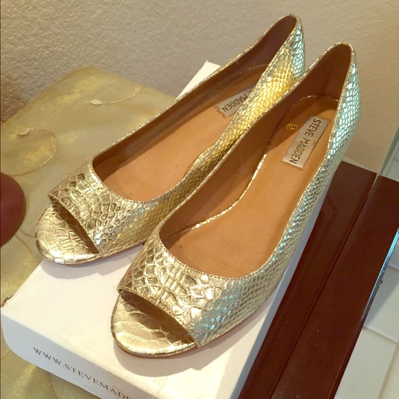 Steve Madden "Benzz"