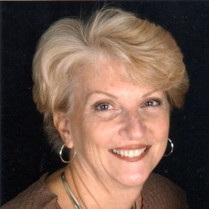 Meet your Posher, Elaine