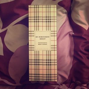 Burberry Brit lotion