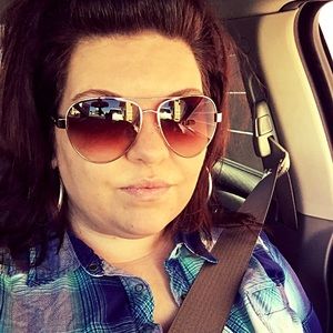 Meet your Posher, Shyla