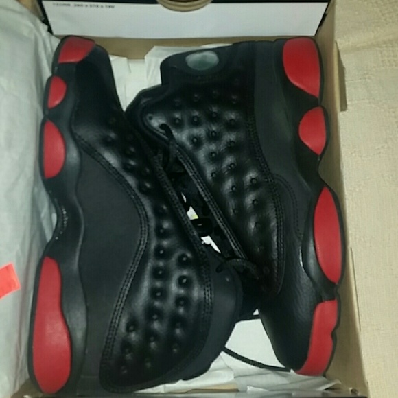 Jordan 13 bred comes with box 100% authentic