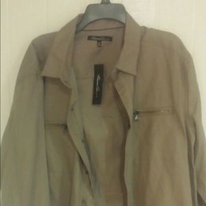 Long sleeve zip up plus button down never worn