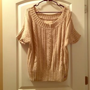 Short Sleeve, Tan, Hollister Sweater, Size Large