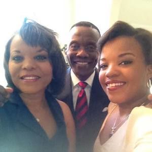 Meet your Posher, Paschelle