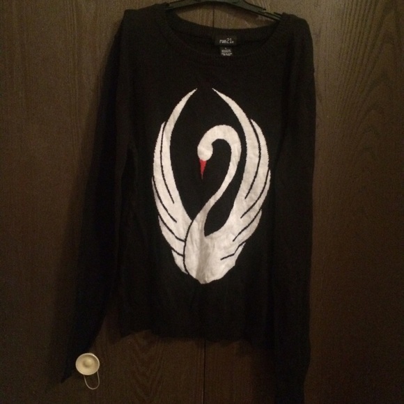 Swan sweater