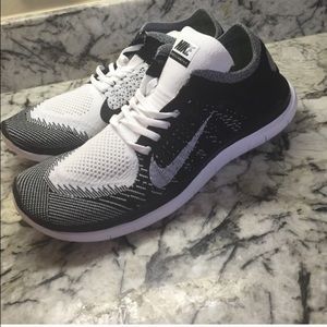 Men's Nike free 4.0 flyknit shoes