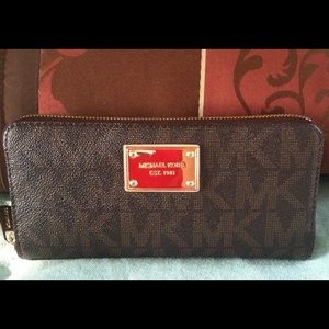 Michael Kors Brown Jet Set Wallet