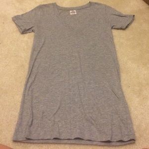 Victoria's Secret Pink v neck tee