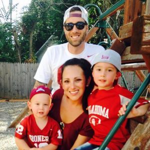 Meet your Posher, Hillary