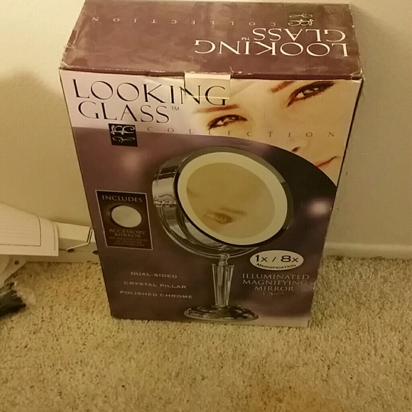 looking glass Other - Makeup mirror lights up, brand new