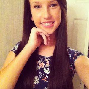 Meet your Posher, Camryn