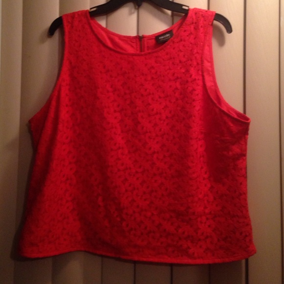 Cute orange top
