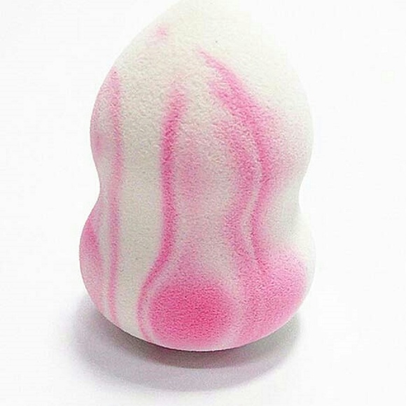 Beauty Blending Sponge Foundation Conceal Blender - Picture 2 of 3
