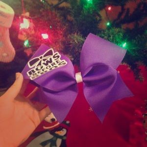 Cheer Bow