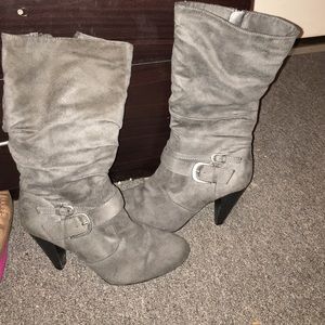 Heel boots