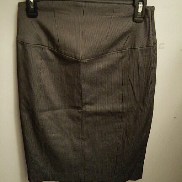 Like new Express pin striped pencil skirt
