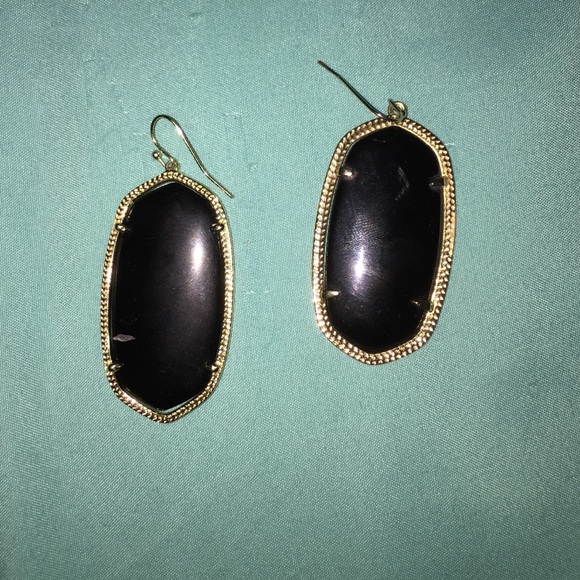 Kendra Scott Jewelry - Black Danielle Kendra Scott Earrings