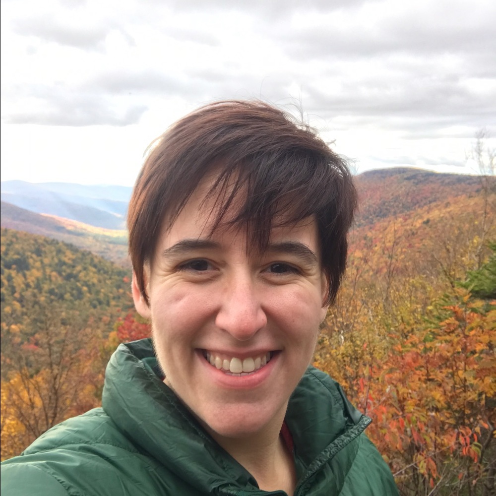 Meet your Posher, Nicole