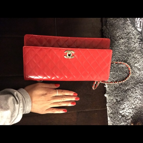 SOLD!!!  Chanel wallet on chain
