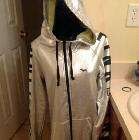 VICTORIA'S SECRET FASHION SHOW SILVER GYM JACKET