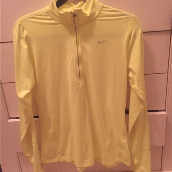 Nike quarter zip pullover