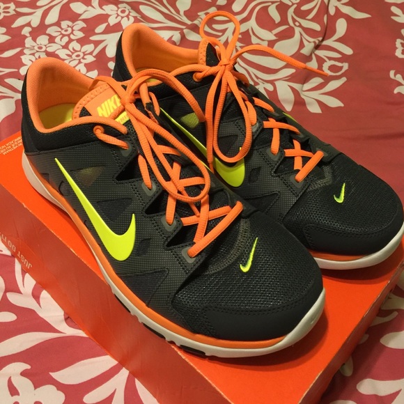 Womens Nike Flex Supreme TR 2